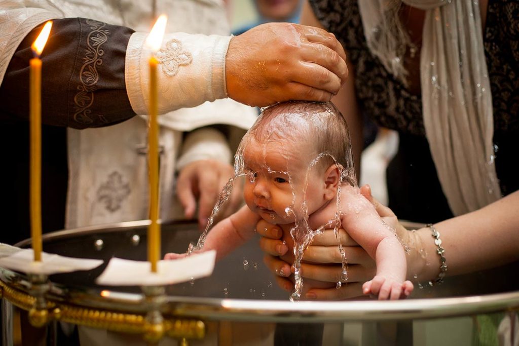 célébration baptême catholique